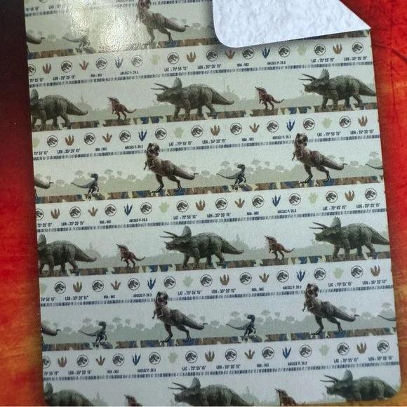 Jurassic World Sherpa Blanket - Brand New - Picture 2 of 4